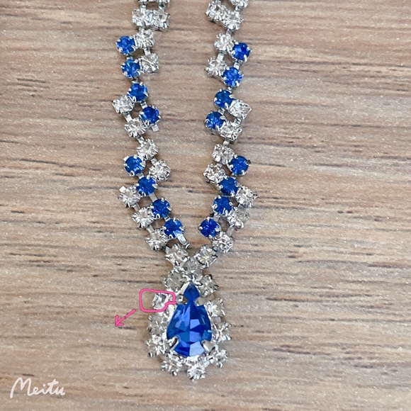 Necklace - Picture 6 of 6